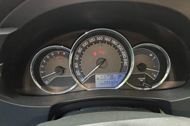 Used Toyota Corolla 2014 1.6L CVT GL Instrument Cluster