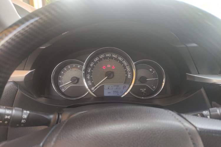 Used Toyota Corolla 2014 1.6L CVT GL Instrument Cluster