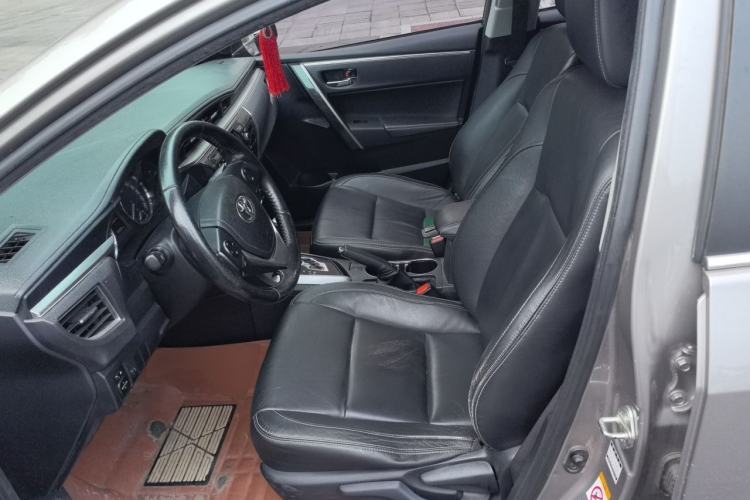 Used Toyota Corolla 2014 1.6L CVT GLX-i Left Front Seat