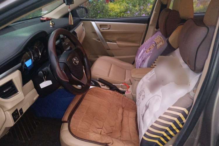 Used Toyota Corolla 2014 1.6L CVT GL Left Front Seat