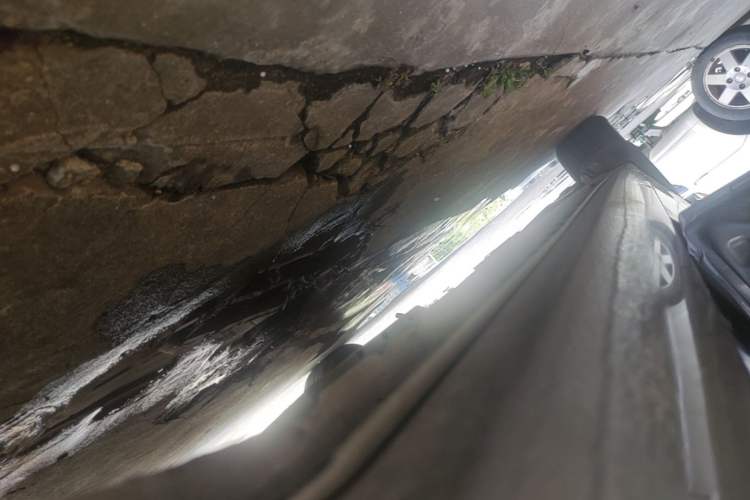 Used Toyota Corolla 2014 1.6L CVT GL Left Side Sill
