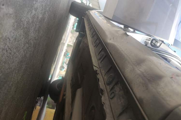 Used Toyota Corolla 2014 1.6L CVT GL Right Side Sill