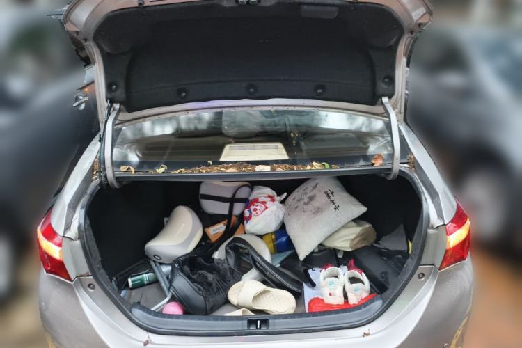 Used Toyota Corolla 2014 1.6L CVT GL Trunk