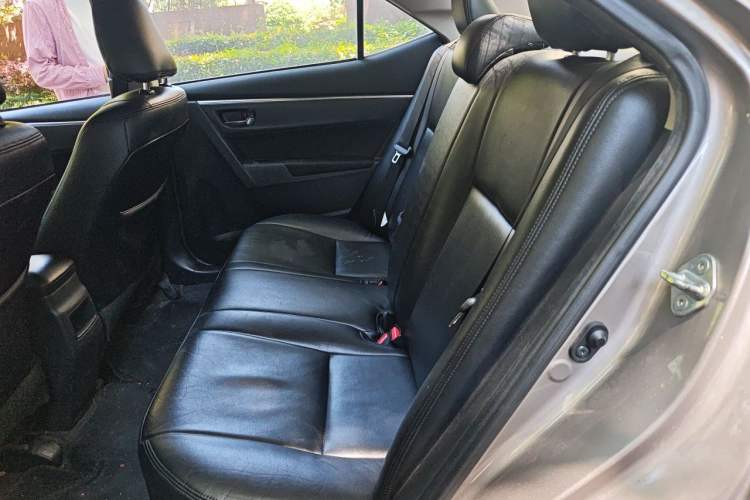 Used Toyota Corolla 2014 1.6L CVT GL Left Rear Seat
