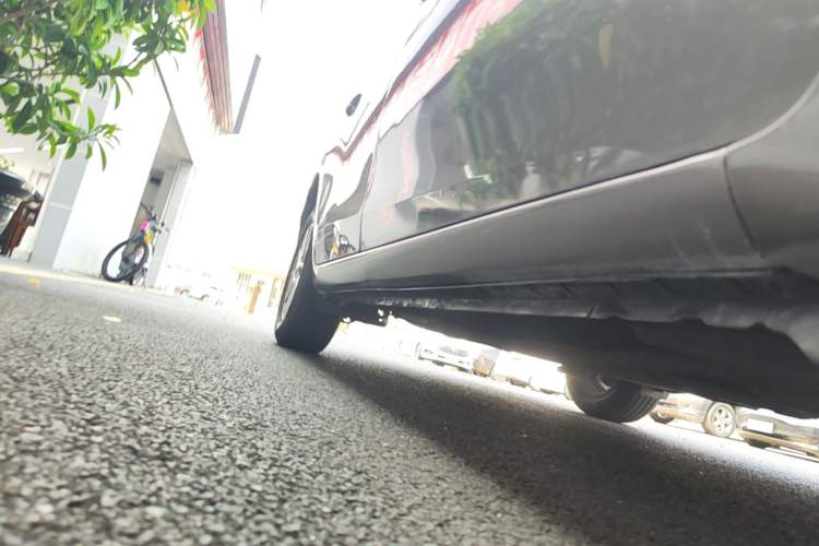 Used Toyota Corolla 2014 1.6L CVT GL Right Side Sill
