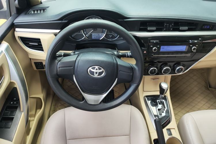 Used Toyota Corolla 2014 1.6L CVT GL Steering Wheel