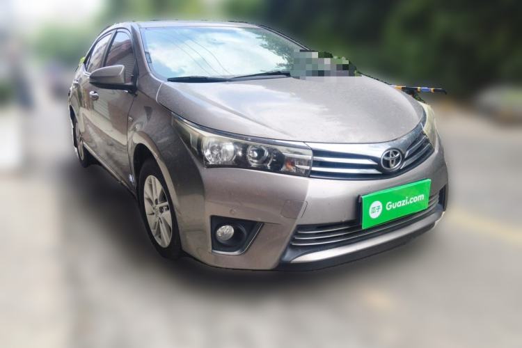 Used Toyota Corolla 2014 1.6L CVT GL-i Front Right 45 Deg