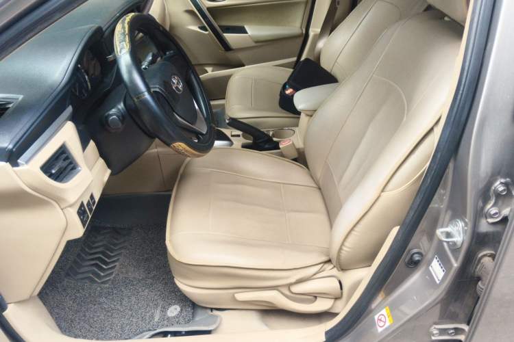 Used Toyota Corolla 2014 1.6L CVT GL-i Left Front Seat
