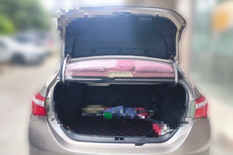 Used Toyota Corolla 2014 1.6L CVT GL-i Trunk