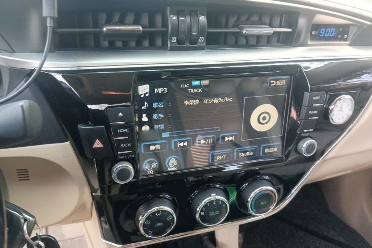Used Toyota Corolla 2014 1.6L CVT GL Audio And AC Panel