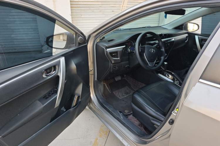 Used Toyota Corolla 2014 1.6L CVT GL Driver Seat