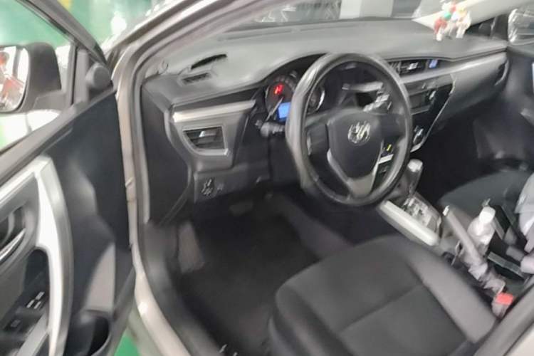 Used Toyota Corolla 2014 1.6L CVT GL Driver Seat