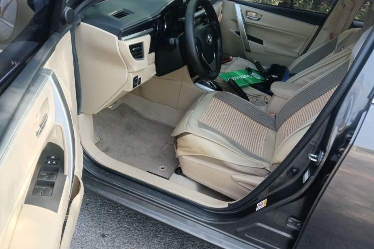 Used Toyota Corolla 2014 1.6L CVT GL Driver Seat