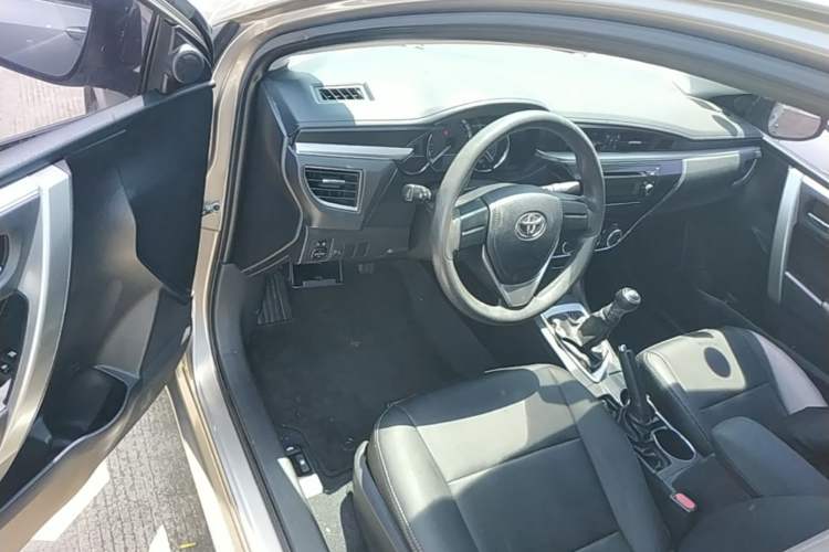 Used Toyota Corolla 2014 1.6L Manual GL Driver Seat