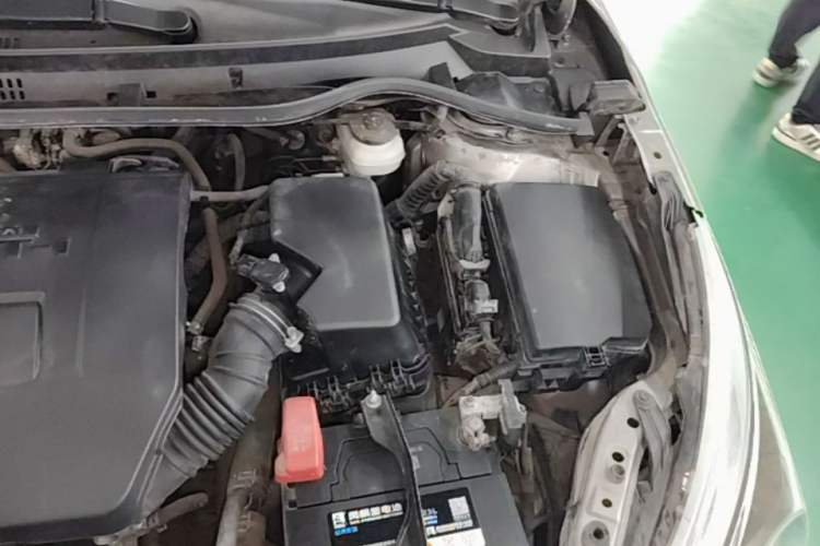 Used Toyota Corolla 2014 1.6L CVT GL Engine Bay Left