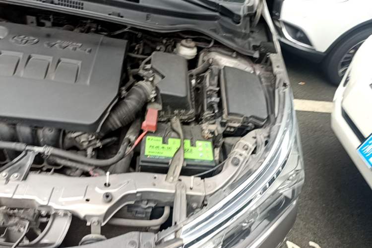 Used Toyota Corolla 2014 1.6L CVT GL-i Leather Edition Engine Bay Left