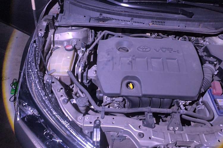 Used Toyota Corolla 2014 1.6L CVT GL-i Leather Edition Engine Bay Right