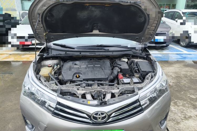 Used Toyota Corolla 2014 1.6L CVT GL Engine Bay