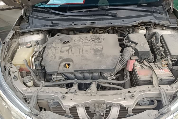 Used Toyota Corolla 2014 1.6L CVT GL Engine Bay