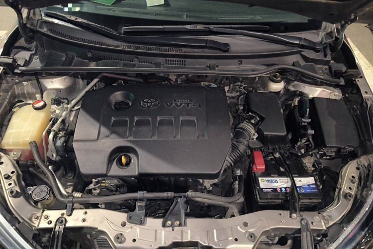 Used Toyota Corolla 2014 1.6L CVT GL-i Leather Edition Engine Bay