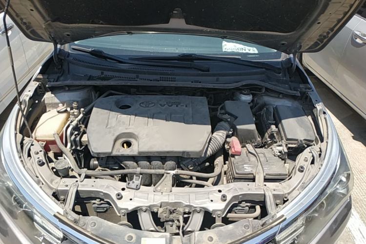 Used Toyota Corolla 2014 1.6L Manual GL Engine Bay