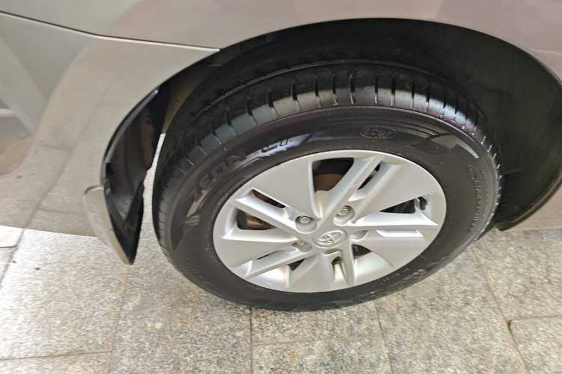 Used Toyota Corolla 2014 1.6L Manual GL Exterior 3