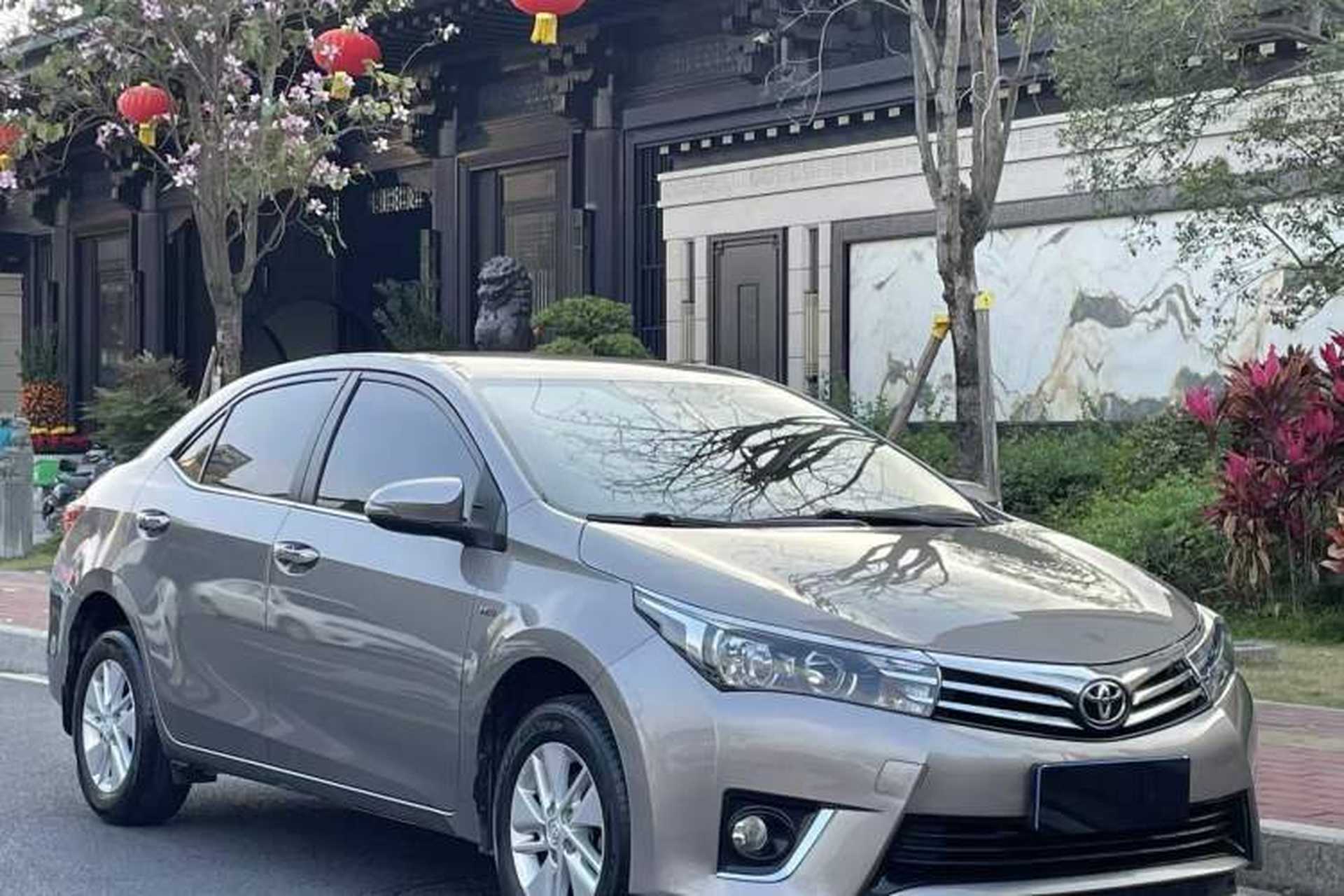 Used Toyota Corolla 2014 1.6L Manual GL Exterior 5