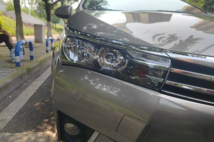 Used Toyota Corolla 2014 1.6L Manual GL Exterior 6