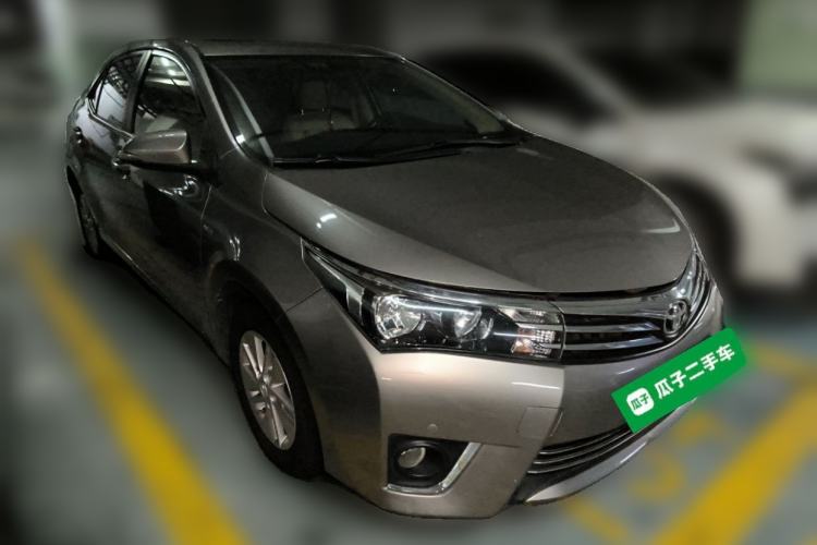 Used Toyota Corolla 2014 1.6L CVT GL-i Front Right 45 Deg