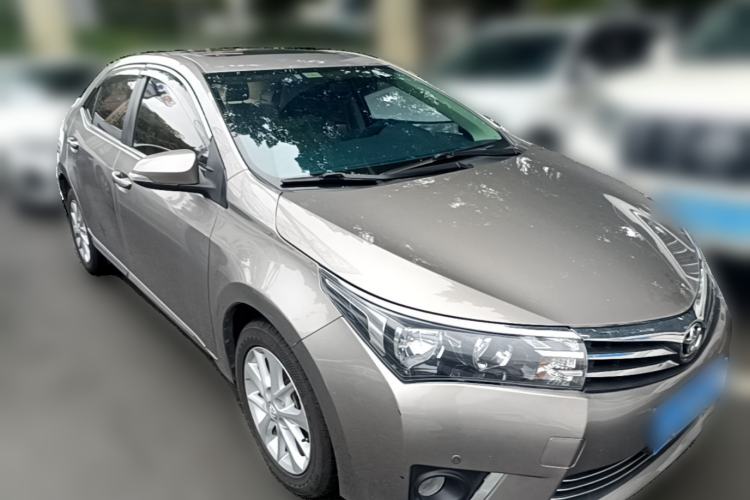 Used Toyota Corolla 2014 1.6L CVT GL-i Leather Edition Front Right 45 Deg
