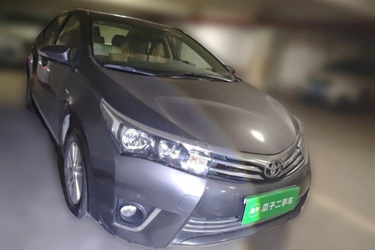 Used Toyota Corolla 2014 1.6L CVT GL-i Front Right 45 Deg