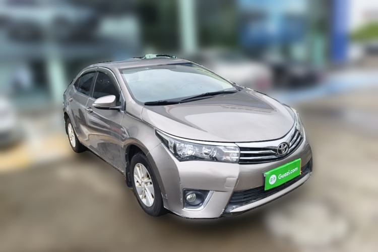 Used Toyota Corolla 2014 1.6L CVT GL Front Right 45 Deg