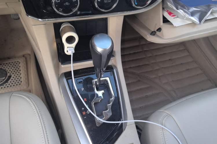Used Toyota Corolla 2014 1.6L CVT GL Gear Lever