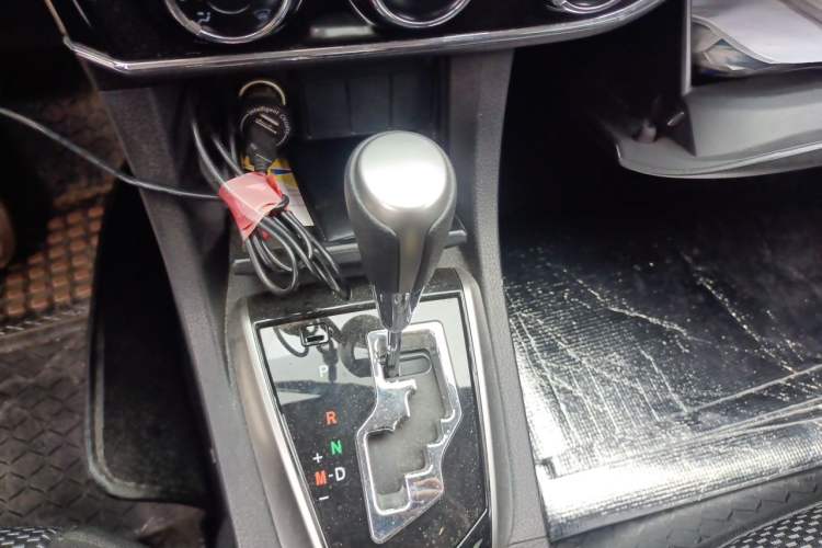 Used Toyota Corolla 2014 1.6L CVT GL Gear Lever