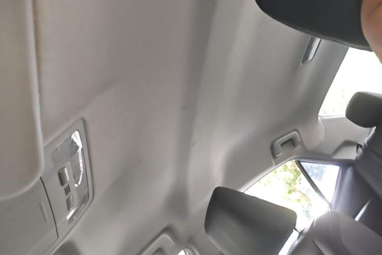Used Toyota Corolla 2014 1.6L CVT GL Headliner