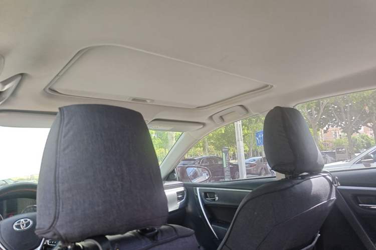Used Toyota Corolla 2014 1.6L CVT GL-i Headliner