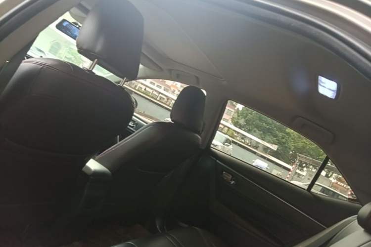 Used Toyota Corolla 2014 1.6L CVT GL-i Headliner