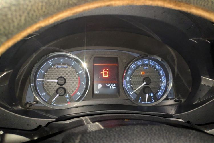 Used Toyota Corolla 2014 1.6L CVT GL-i Instrument Cluster