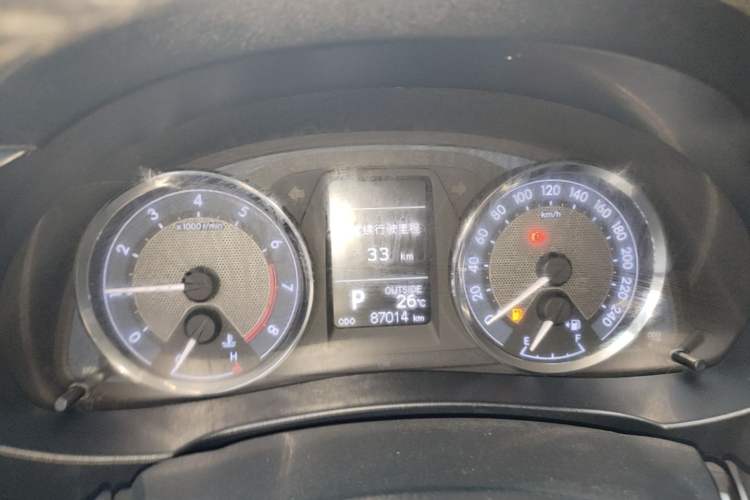 Used Toyota Corolla 2014 1.6L CVT GL-i Leather Edition Instrument Cluster