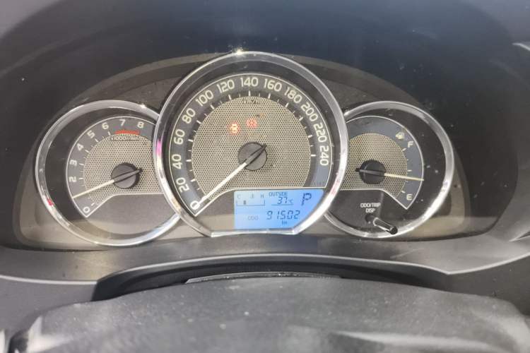 Used Toyota Corolla 2014 1.6L CVT GL Instrument Cluster