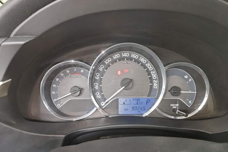 Used Toyota Corolla 2014 1.6L CVT GL Instrument Cluster