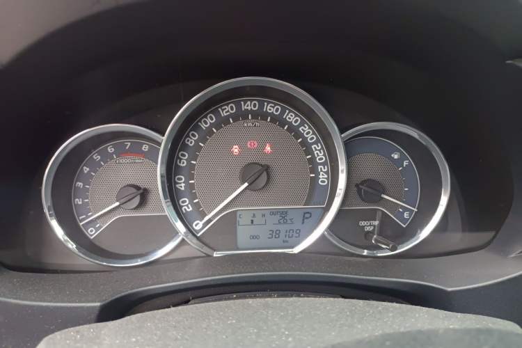 Used Toyota Corolla 2014 1.6L CVT GL Instrument Cluster