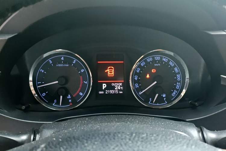 Used Toyota Corolla 2014 1.6L CVT GL-i Leather Edition Instrument Cluster