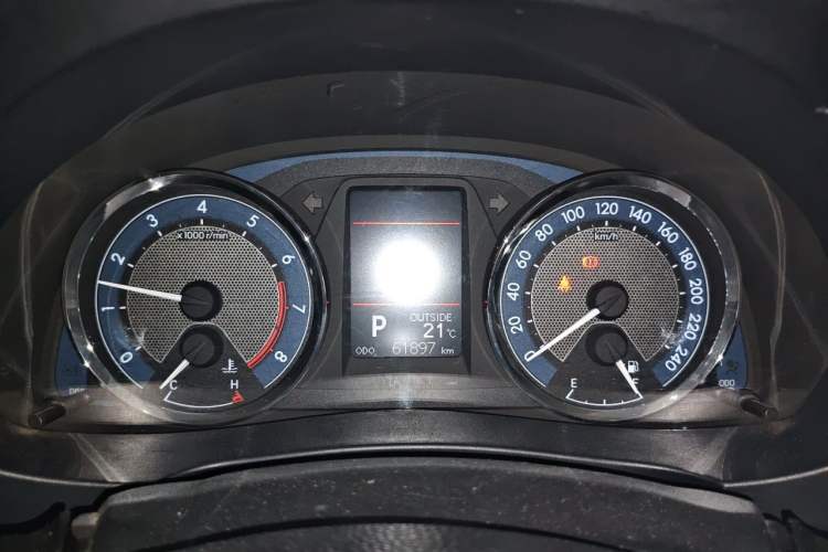 Used Toyota Corolla 2014 1.6L CVT GL-i Instrument Cluster