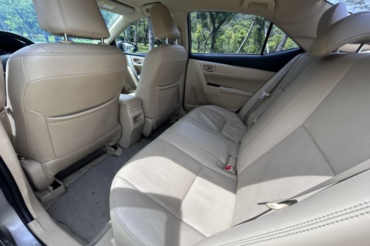 Used Toyota Corolla 2014 1.6L CVT GL Interior 2