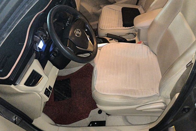 Used Toyota Corolla 2014 1.6L CVT GL Left Front Seat