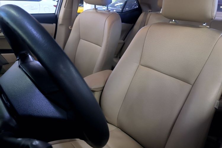 Used Toyota Corolla 2014 1.6L CVT GL Left Front Seat