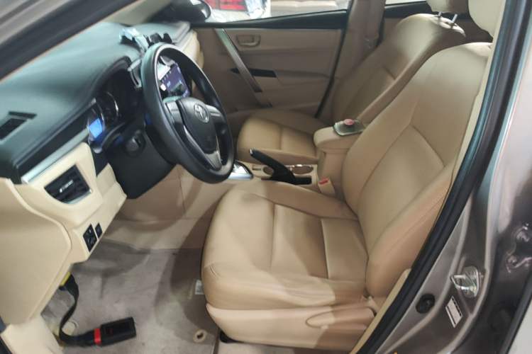 Used Toyota Corolla 2014 1.6L CVT GL Left Front Seat