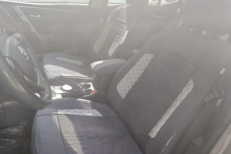 Used Toyota Corolla 2014 1.6L CVT GL-i Left Front Seat