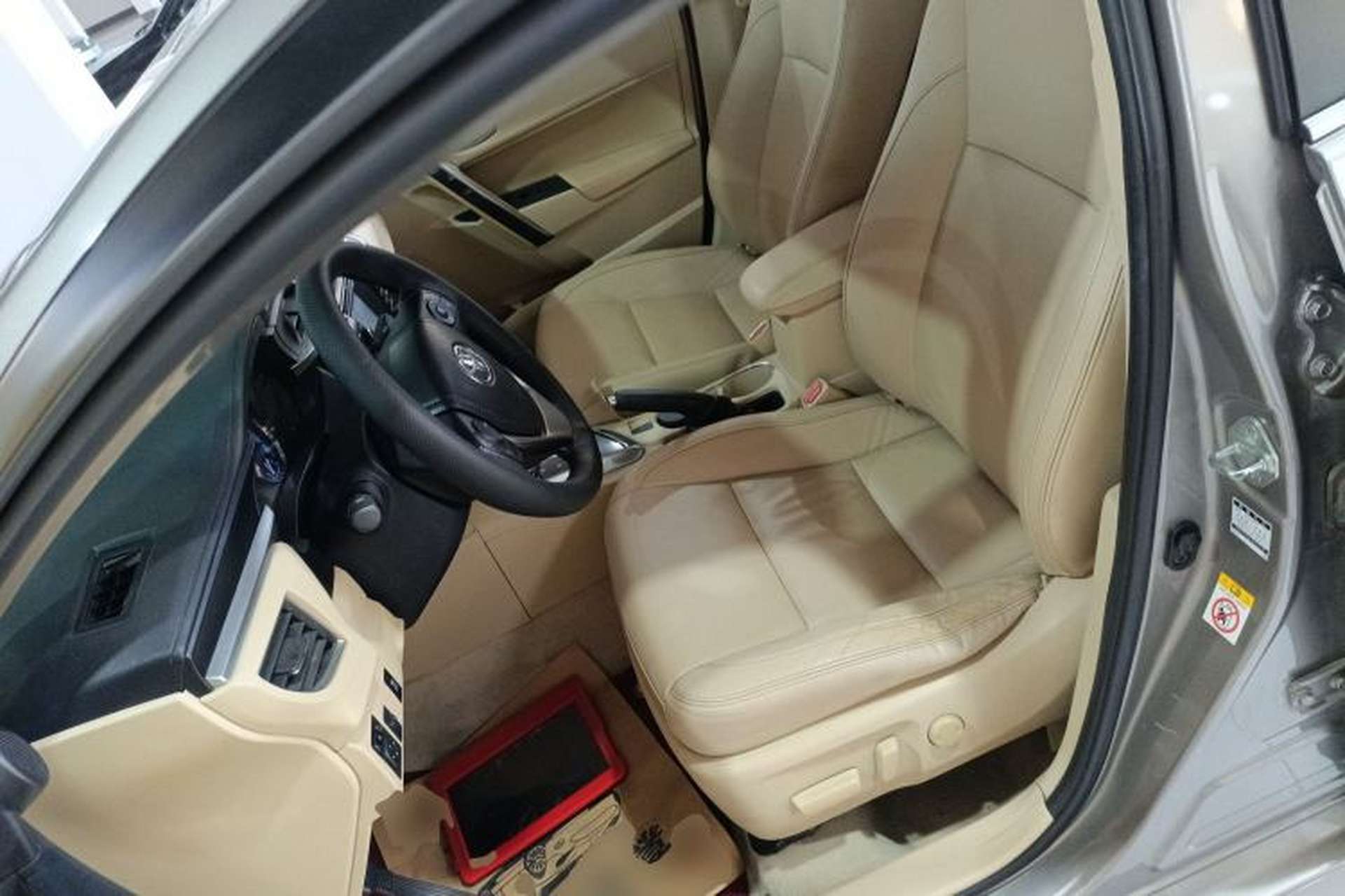 Used Toyota Corolla 2014 1.8L CVT Top-of-the-Line Version Left Front Seat